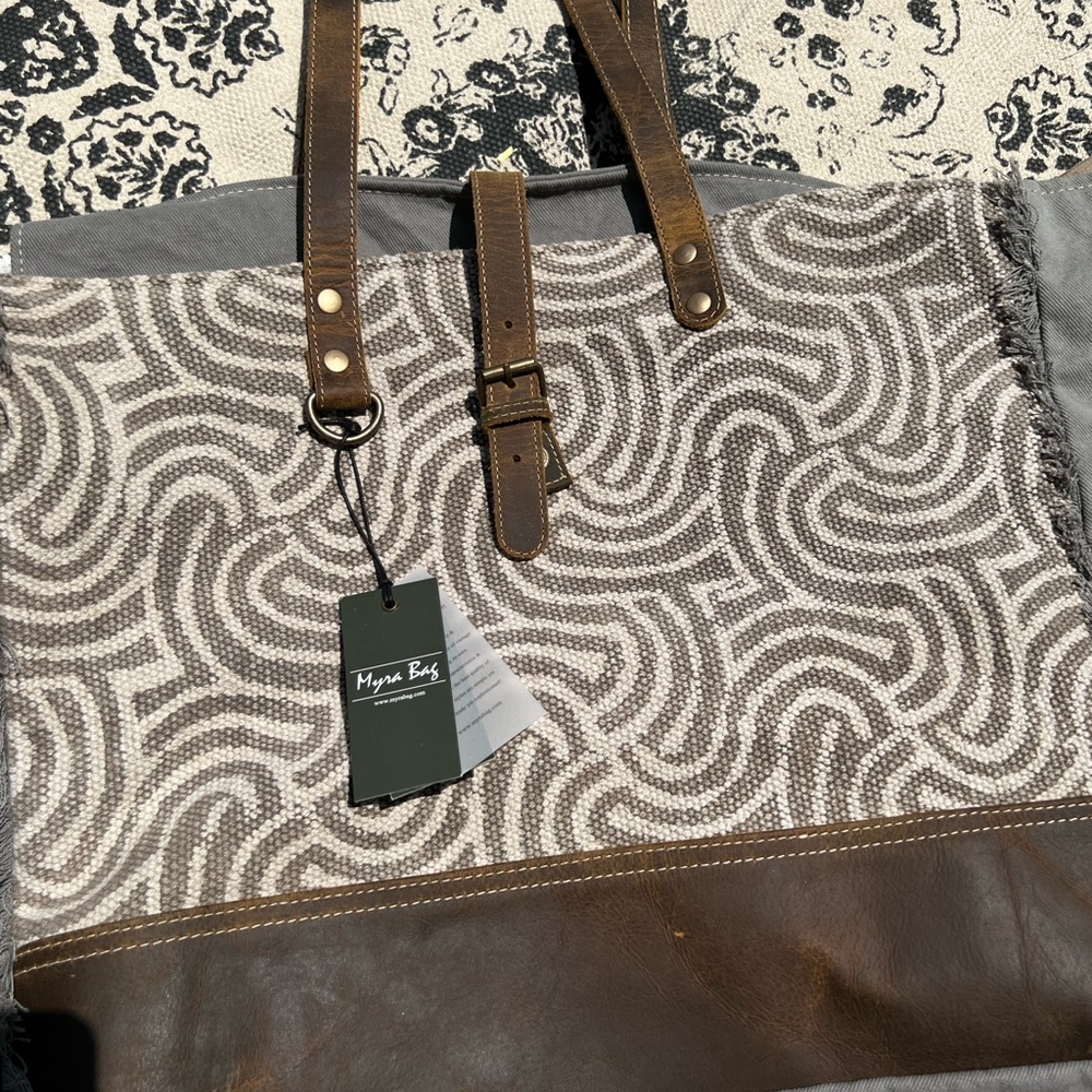 Myra weekender bag
